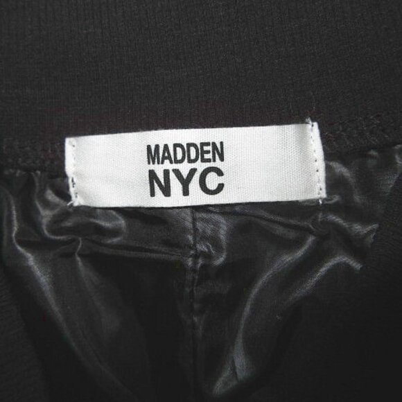 Madden NYC Black Velvet Sequin Bomber Jacket Size M Crop Whimsigoth Baddie Glam - Picture 4 of 12